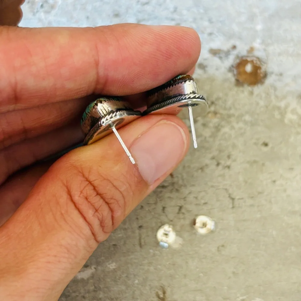 ♥️ Navajo ♥️ Dustin Francisco Sterling Silver & #8 Turquoise Stud Earrings - Picture 6 of 10